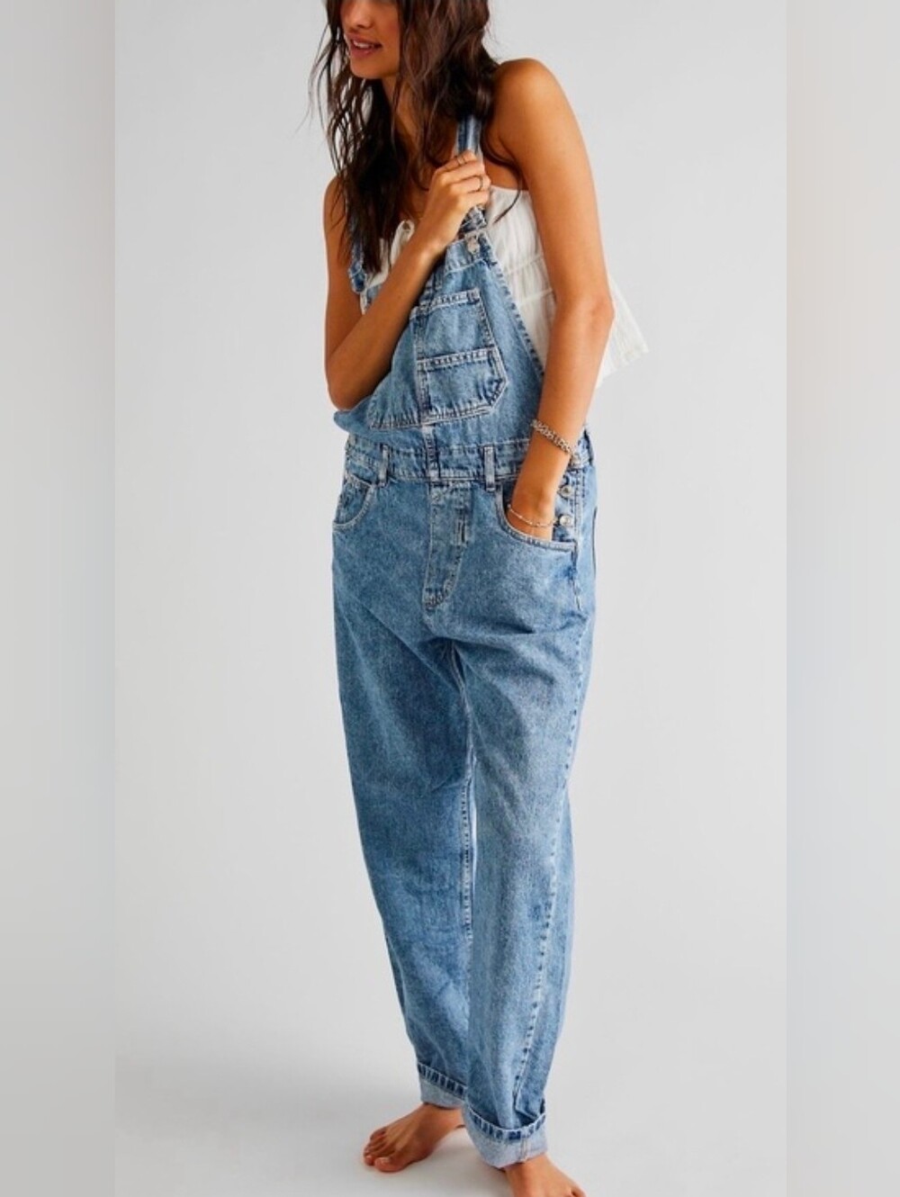 We The Free Ziggy Slouched Overalls Powder Blue Stonewashed Denim Womens M